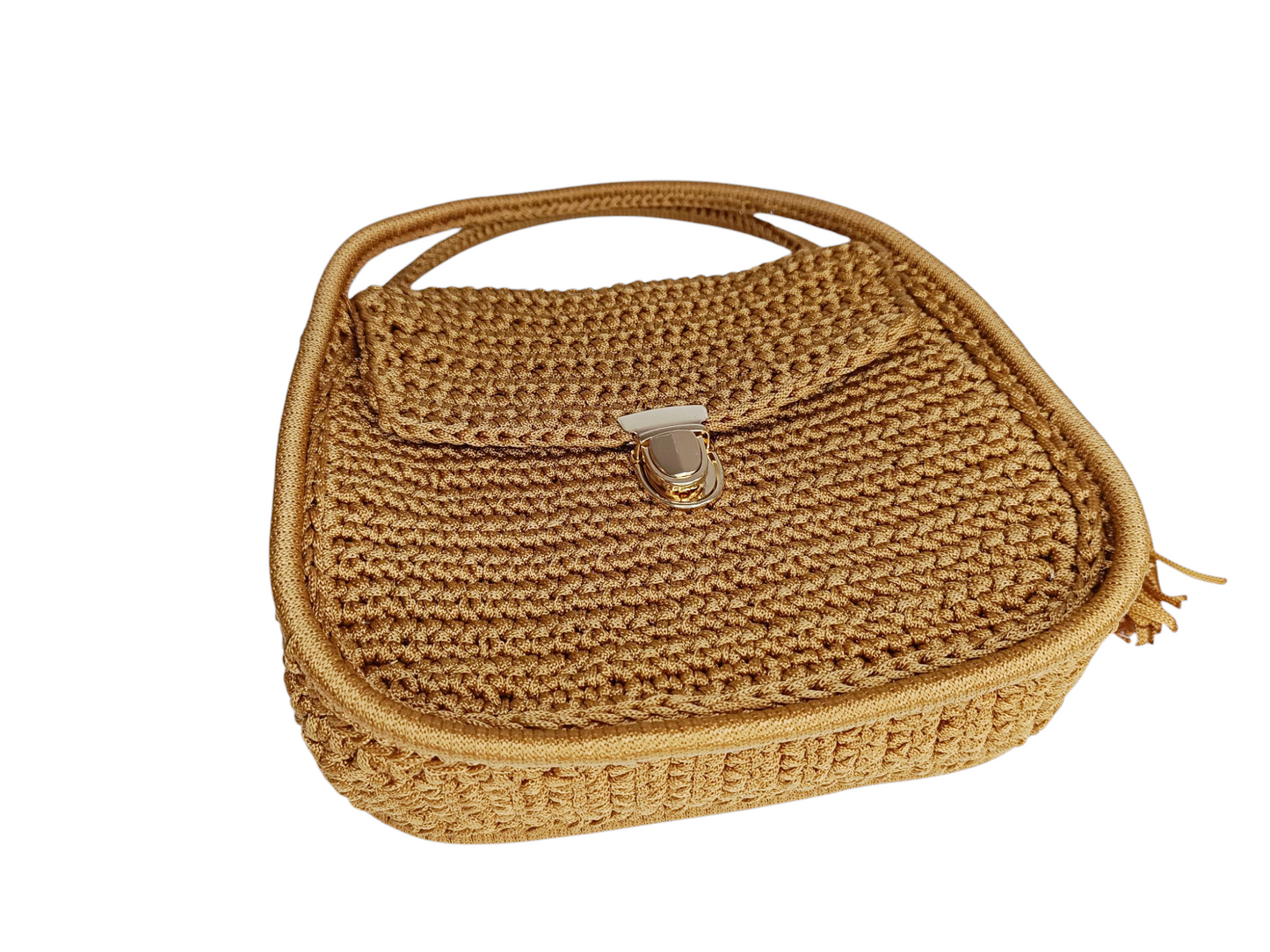 Bolso de Mano Hecho a Mano en Crochet, Estilo Boho Chic, disponible en Nordestina.es. Accesorio artesanal único