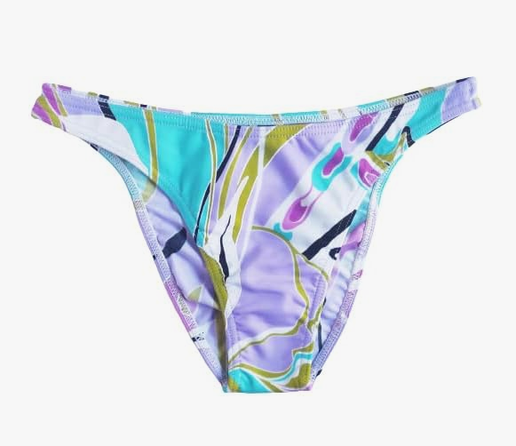 Bikini brasileño triángulo NORDESTINA con estampado exclusivo, top con tirantes reforzados y corte favorecedor. Hecho con 85% poliéster y 15% elastano, forrado y no transparente.